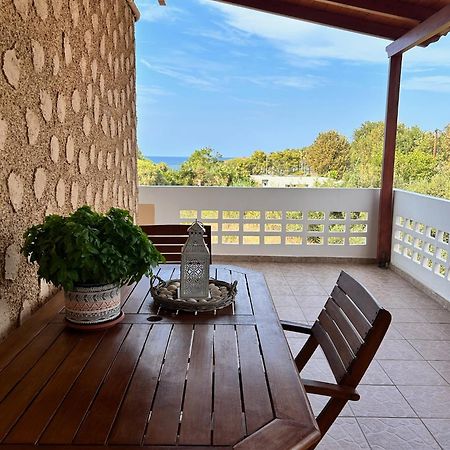 Beachway Home Kato Daratso Esterno foto