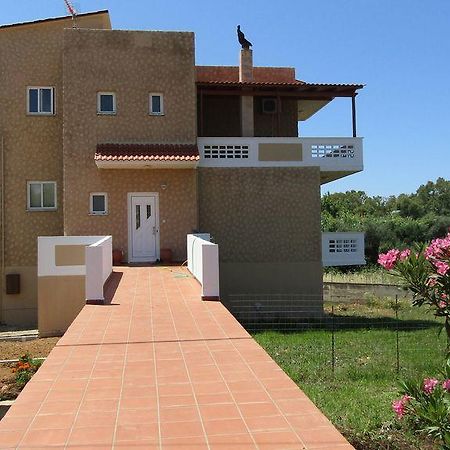 Beachway Home Kato Daratso Esterno foto