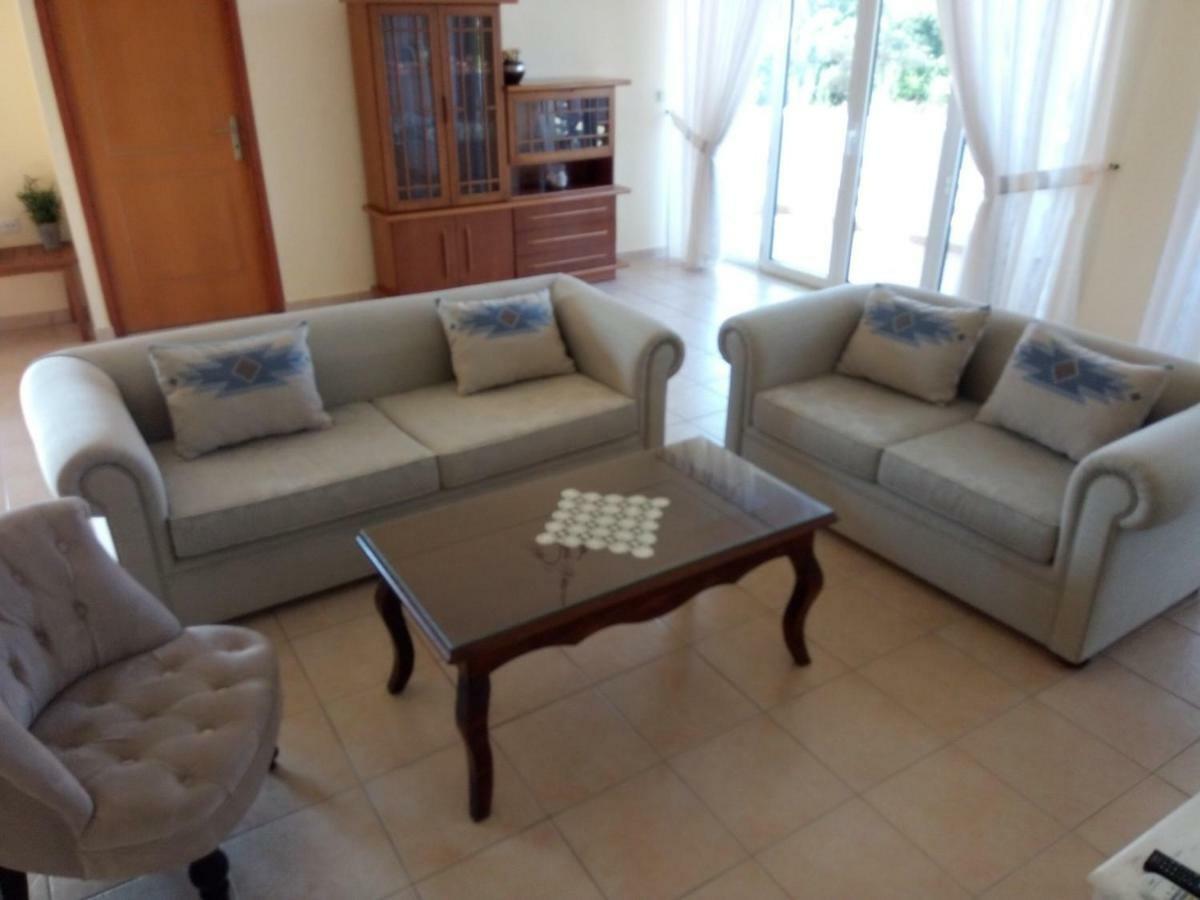 Beachway Home Kato Daratso Esterno foto